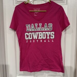 Dallas Cowboys Women's Pink V Neck Size Medium